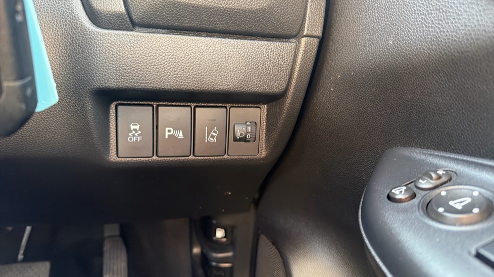Honda Jazz 1.3 SE Navi 5dr CVT Petrol Hatchback - Image 31