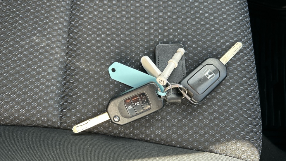 Honda Jazz 1.3 i-VTEC SE 5dr Petrol Hatchback - Image 20