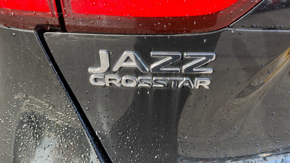 Honda Jazz 1.5 i-MMD Hybrid Crosstar Advance 5dr eCVT Hybrid Hatchback - Image 20