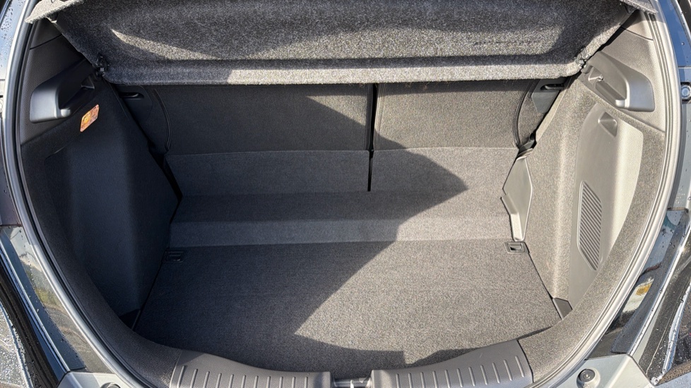 Honda Jazz 1.5 i-MMD Hybrid Crosstar Advance 5dr eCVT Hybrid Hatchback - Image 22