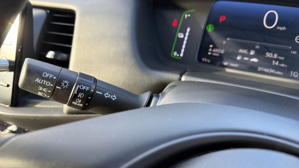 Honda Jazz 1.5 i-MMD Hybrid Crosstar Advance 5dr eCVT Hybrid Hatchback - Image 32