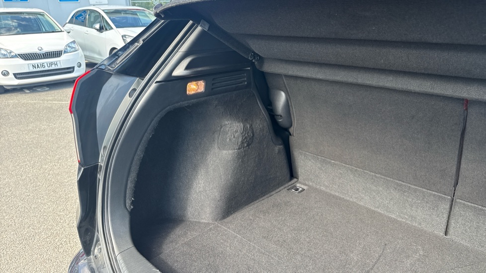 Honda HR-V 1.5 i-VTEC Turbo Sport 5dr Petrol Hatchback - Image 42