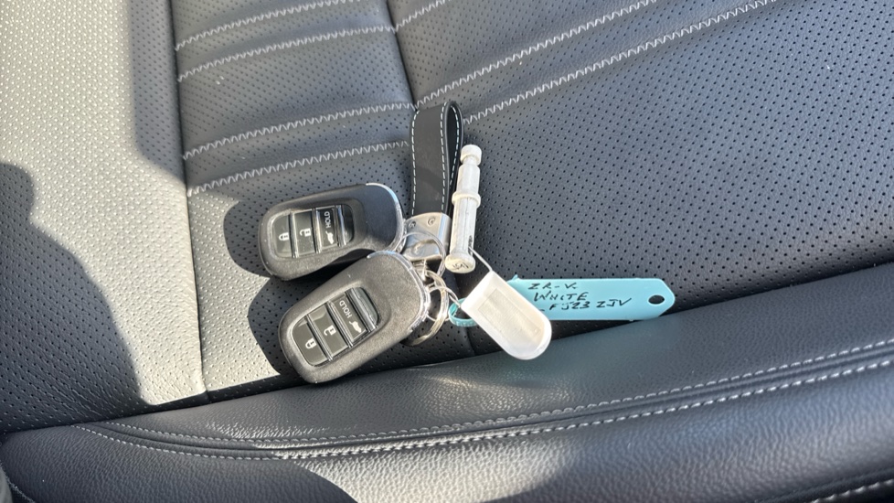 Honda Zr-V 2.0 eHEV Advance 5dr CVT Hybrid Estate - Image 29