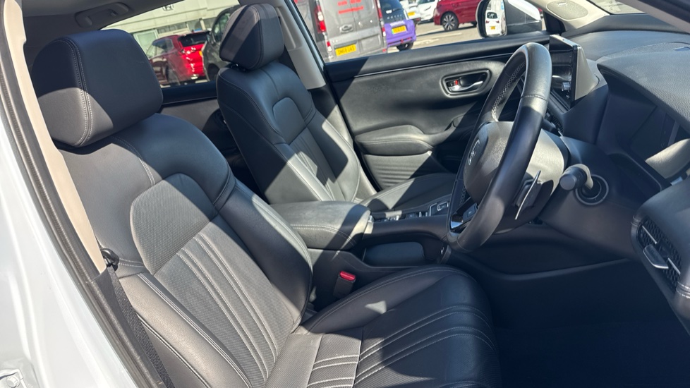 Honda Zr-V 2.0 eHEV Advance 5dr CVT Hybrid Estate - Image 35