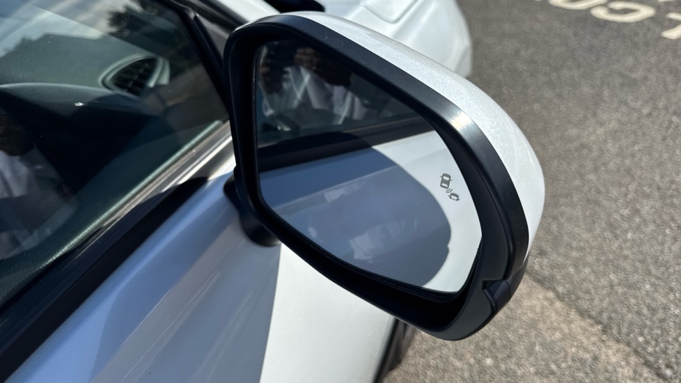 Honda Zr-V 2.0 eHEV Advance 5dr CVT Hybrid Estate - Image 38