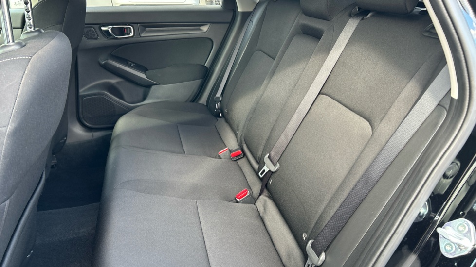 Honda Civic 2.0 eHEV Elegance 5dr CVT Hybrid Hatchback - Image 8