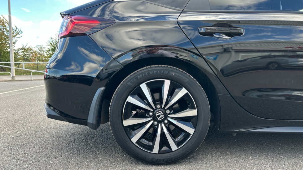 Honda Civic 2.0 eHEV Elegance 5dr CVT Hybrid Hatchback - Image 9
