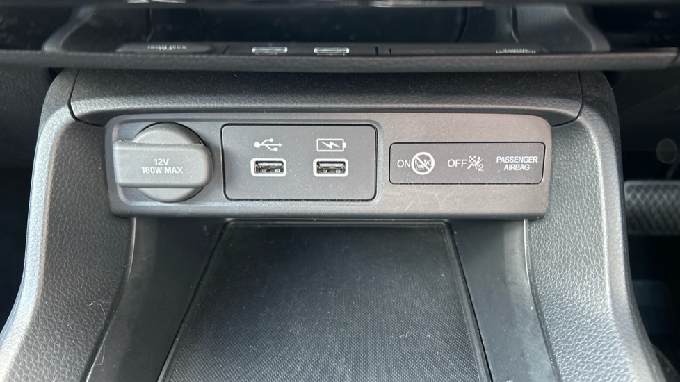 Honda Civic 2.0 eHEV Elegance 5dr CVT Hybrid Hatchback - Image 19