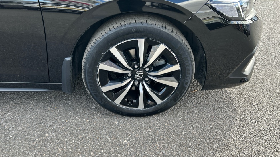 Honda Civic 2.0 eHEV Elegance 5dr CVT Hybrid Hatchback - Image 37