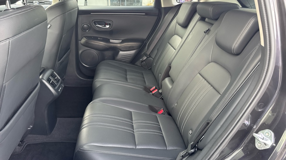 Honda Zr-V 2.0 eHEV Advance 5dr CVT Hybrid Estate - Image 8