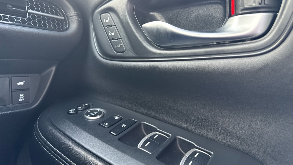 Honda Zr-V 2.0 eHEV Advance 5dr CVT Hybrid Estate - Image 15