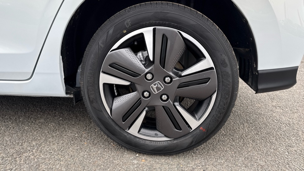 Honda Jazz 1.5 i-MMD Hybrid Advance 5dr eCVT Hybrid Hatchback - Image 16