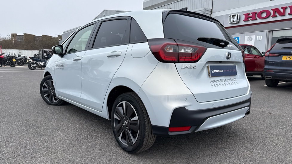 Honda Jazz 1.5 i-MMD Hybrid Advance 5dr eCVT Hybrid Hatchback - Image 38