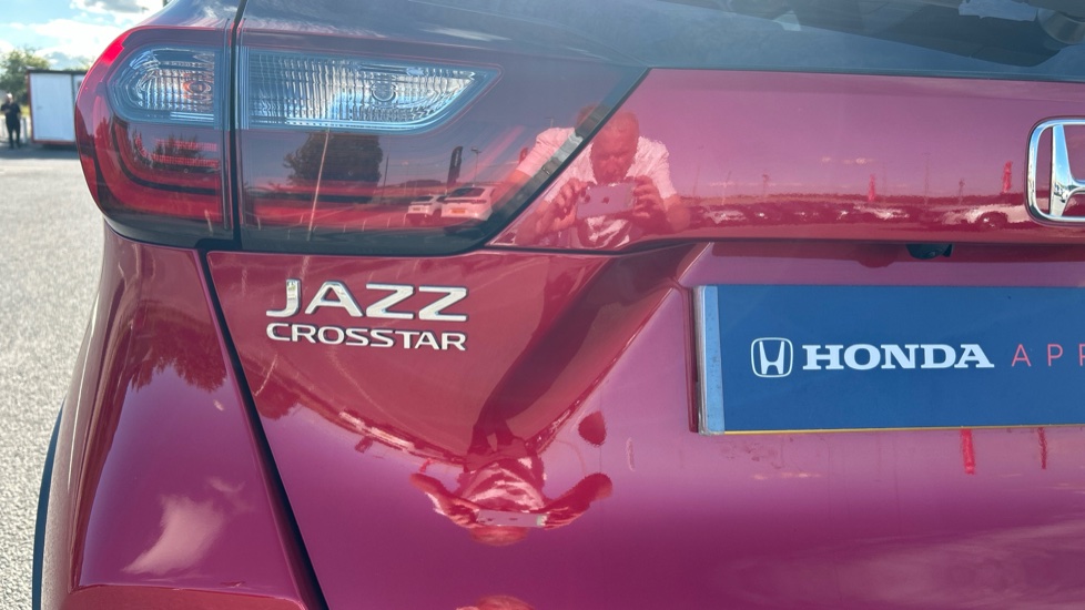 Honda Jazz 1.5 i-MMD Hybrid Crosstar Advance 5dr eCVT Hybrid Hatchback - Image 22