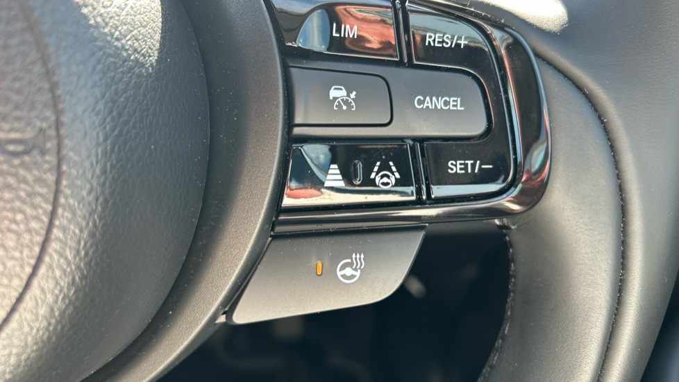 Honda Jazz 1.5 i-MMD Hybrid Crosstar Advance 5dr eCVT Hybrid Hatchback - Image 32