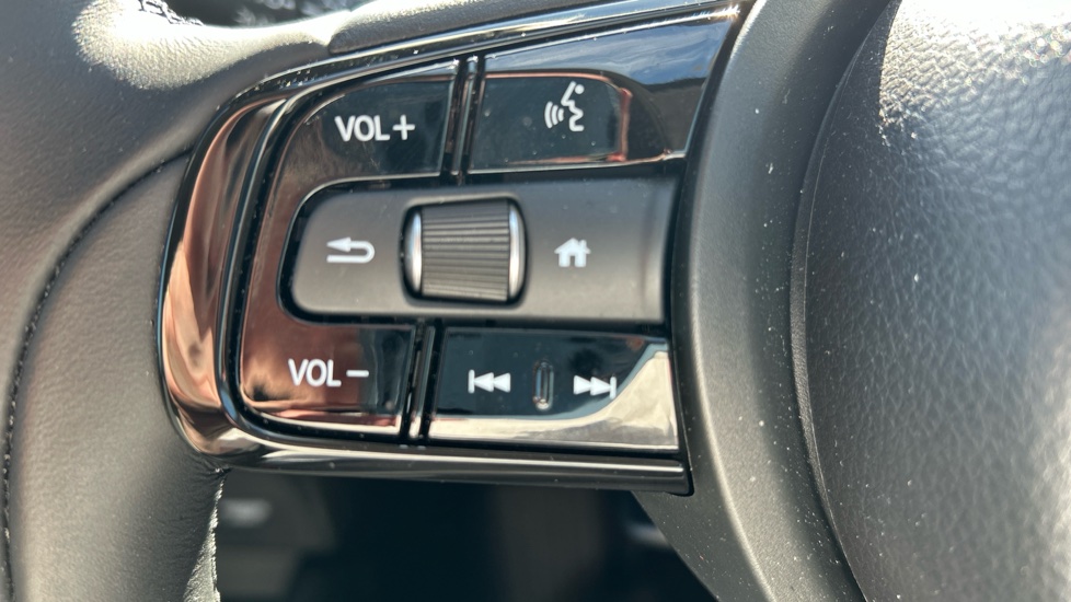 Honda Jazz 1.5 i-MMD Hybrid Crosstar Advance 5dr eCVT Hybrid Hatchback - Image 33