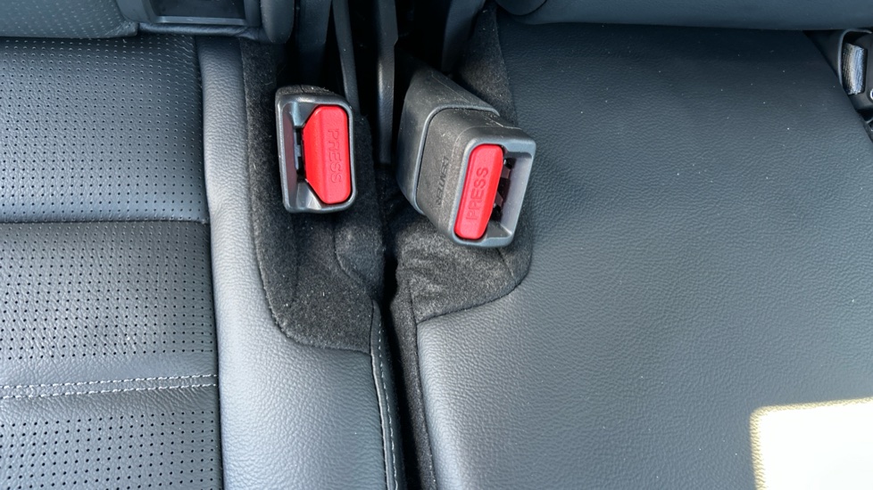 Honda CR-V 2.0 ePHEV Advance Tech 5dr eCVT Estate - Image 29