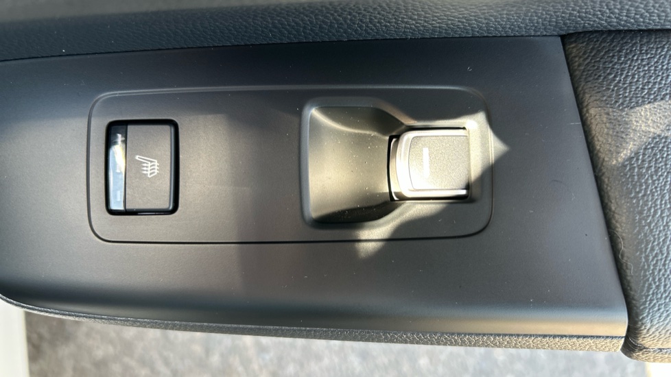 Honda CR-V 2.0 ePHEV Advance Tech 5dr eCVT Estate - Image 30