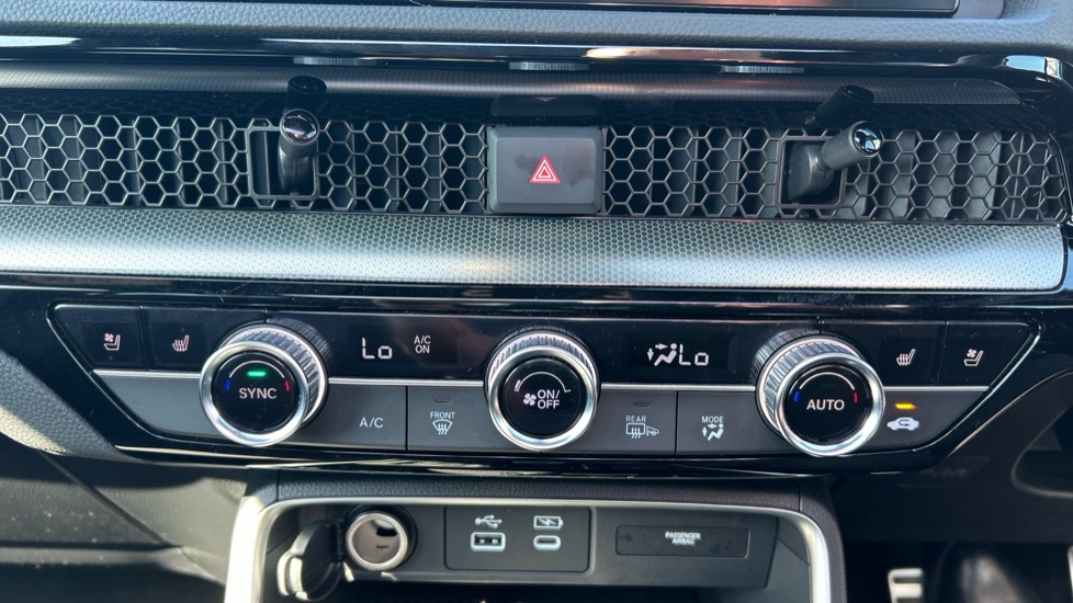 Honda CR-V 2.0 ePHEV Advance Tech 5dr eCVT Estate - Image 43