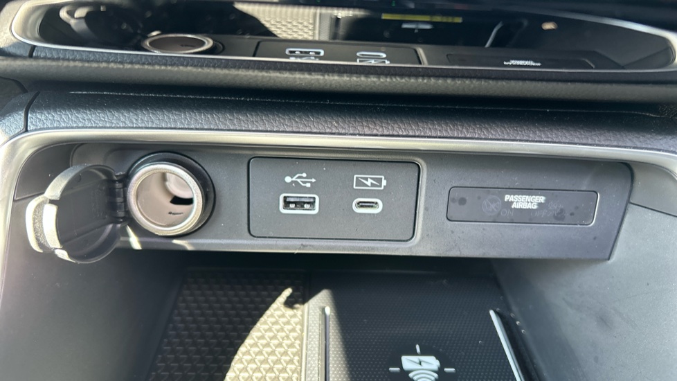 Honda CR-V 2.0 ePHEV Advance Tech 5dr eCVT Estate - Image 44