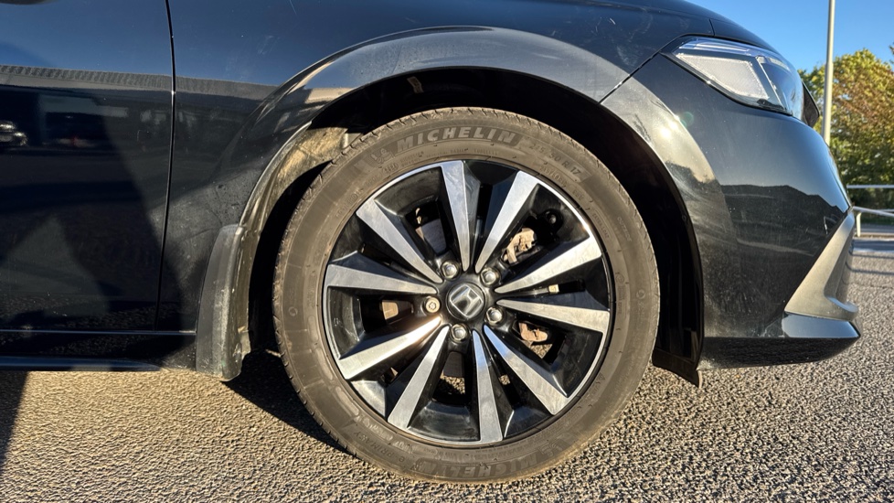 Honda Civic 2.0 eHEV Elegance 5dr CVT Hybrid Hatchback - Image 9