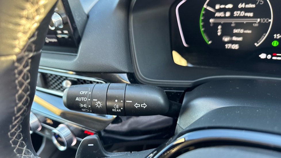 Honda Civic 2.0 eHEV Elegance 5dr CVT Hybrid Hatchback - Image 18