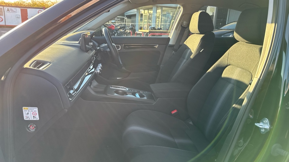 Honda Civic 2.0 eHEV Elegance 5dr CVT Hybrid Hatchback - Image 32