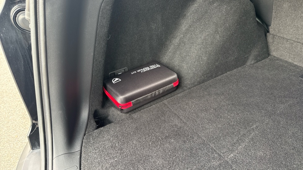 Honda CR-V 2.0 i-MMD Hybrid EX 5dr eCVT Hybrid Estate - Image 27