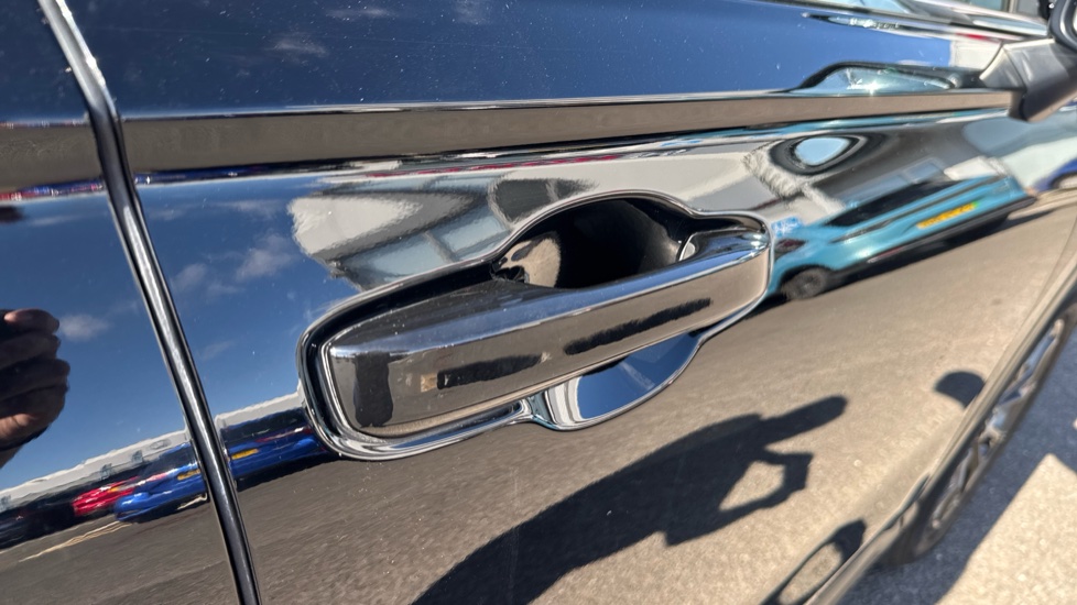 Honda CR-V 2.0 eHEV Elegance 5dr eCVT Hybrid Estate - Image 33