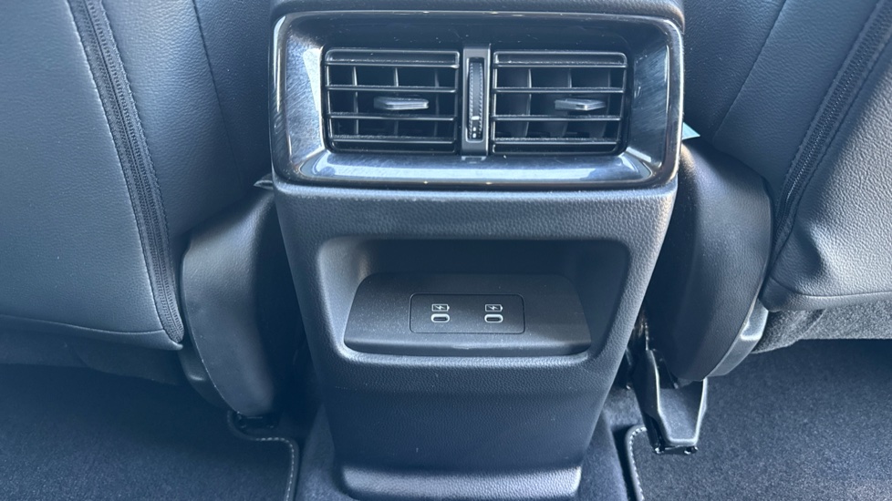 Honda CR-V 2.0 eHEV Elegance 5dr eCVT Hybrid Estate - Image 36