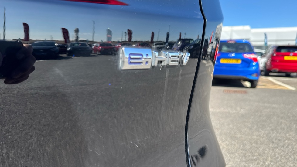 Honda CR-V 2.0 eHEV Elegance 5dr eCVT Hybrid Estate - Image 44