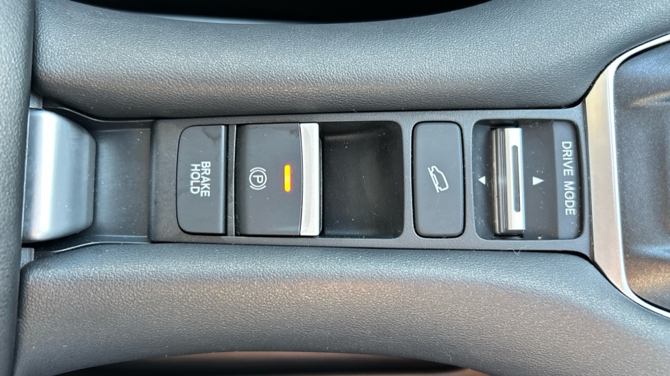Honda Zr-V 2.0 eHEV Advance 5dr CVT Hybrid Estate - Image 36