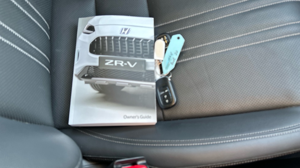 Honda Zr-V 2.0 eHEV Advance 5dr CVT Hybrid Estate - Image 45