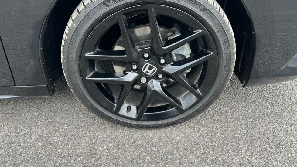 Honda Civic 2.0 eHEV Sport 5dr CVT Hybrid Hatchback - Image 36