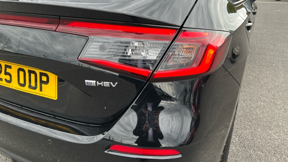 Honda Civic 2.0 eHEV Sport 5dr CVT Hybrid Hatchback - Image 43