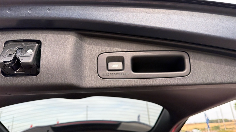 Honda CR-V 2.0 i-MMD Hybrid EX 5dr eCVT Hybrid Estate - Image 21