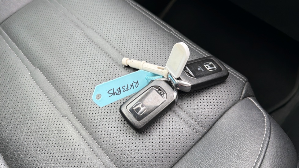 Honda CR-V 2.0 i-MMD Hybrid EX 5dr eCVT Hybrid Estate - Image 41