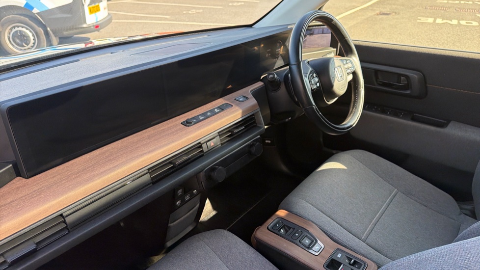 Honda Honda E 113kW Advance 36kWh 5dr Auto Electric Hatchback - Image 2