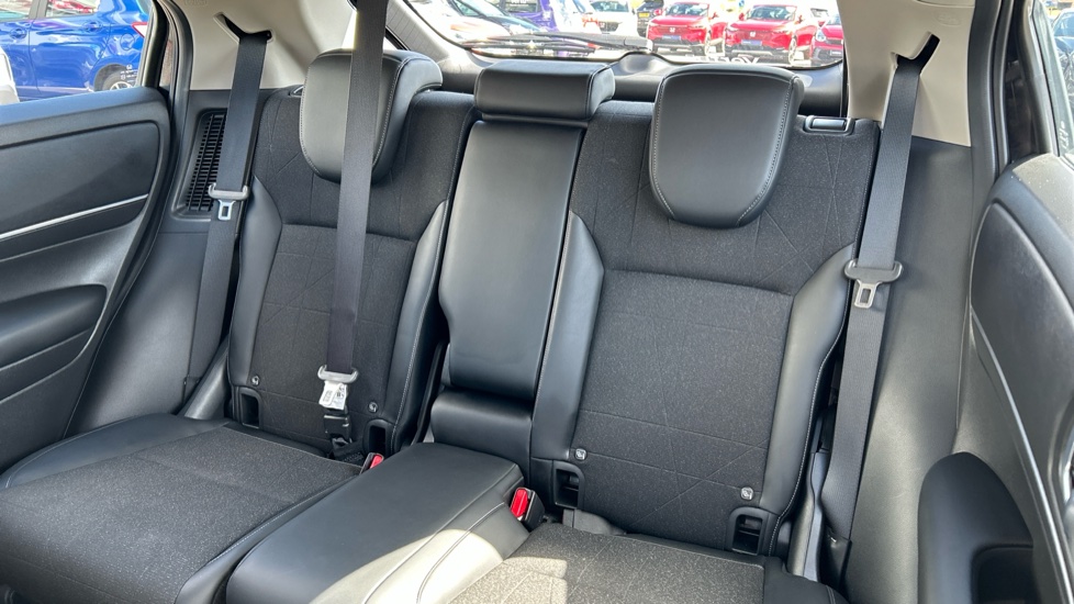 Honda HR-V 1.5 eHEV Advance 5dr CVT Hybrid Hatchback - Image 8