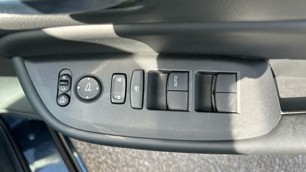Honda Jazz 1.5 i-MMD Hybrid SR 5dr eCVT Hybrid Hatchback - Image 29
