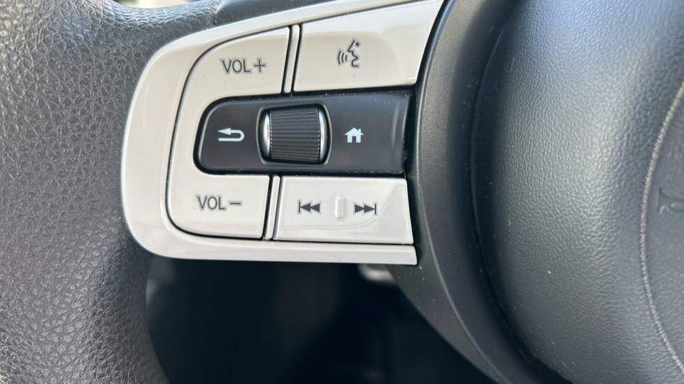 Honda Jazz 1.5 i-MMD Hybrid SR 5dr eCVT Hybrid Hatchback - Image 35