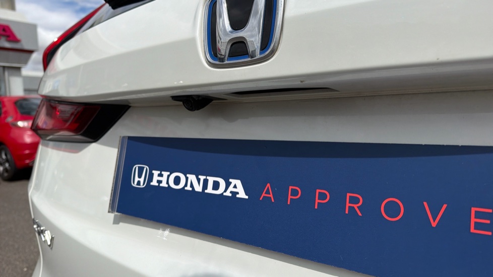 Honda CR-V 2.0 ePHEV Advance Tech 5dr eCVT Estate - Image 16