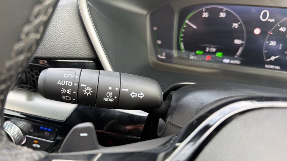 Honda CR-V 2.0 ePHEV Advance Tech 5dr eCVT Estate - Image 24