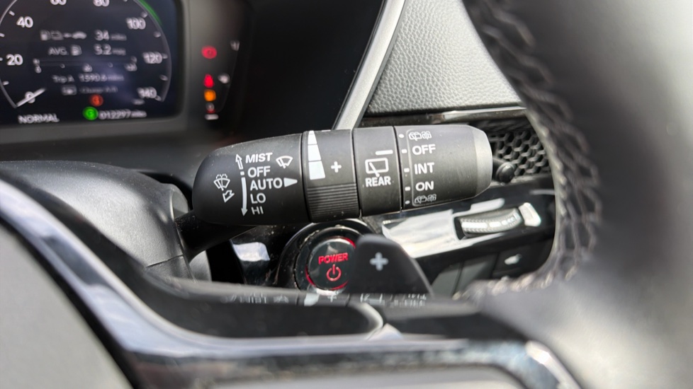 Honda CR-V 2.0 ePHEV Advance Tech 5dr eCVT Estate - Image 25