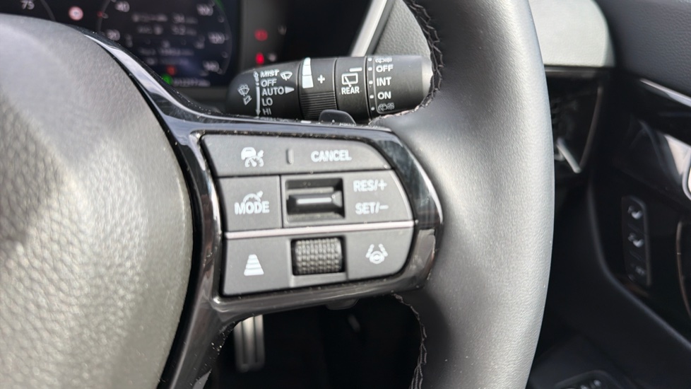 Honda CR-V 2.0 ePHEV Advance Tech 5dr eCVT Estate - Image 26