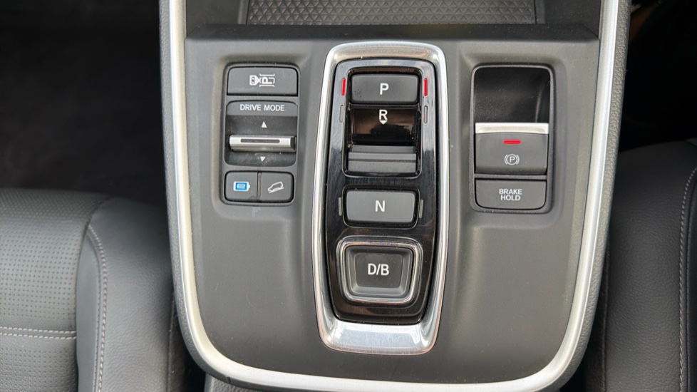 Honda CR-V 2.0 ePHEV Advance Tech 5dr eCVT Estate - Image 29