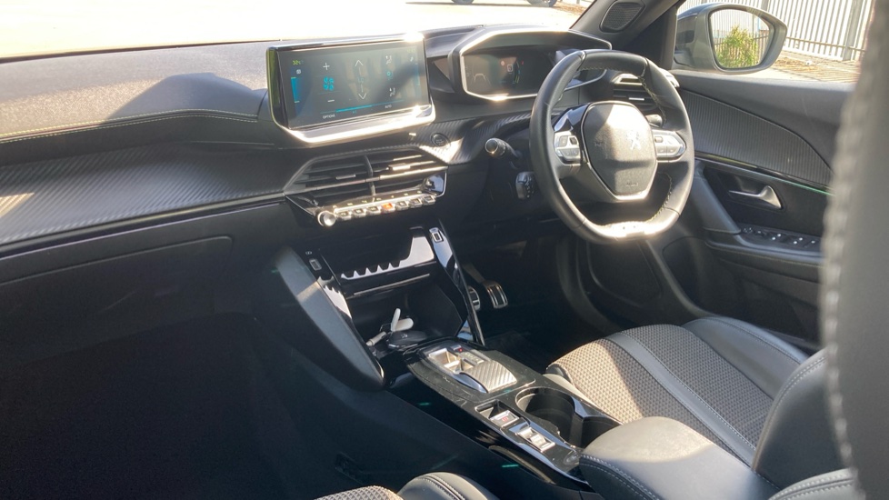 Peugeot 2008 100kW GT 50kWh 5dr Auto Electric Estate - Image 9