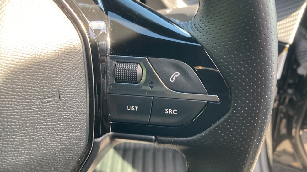 Peugeot 2008 100kW GT 50kWh 5dr Auto Electric Estate - Image 30