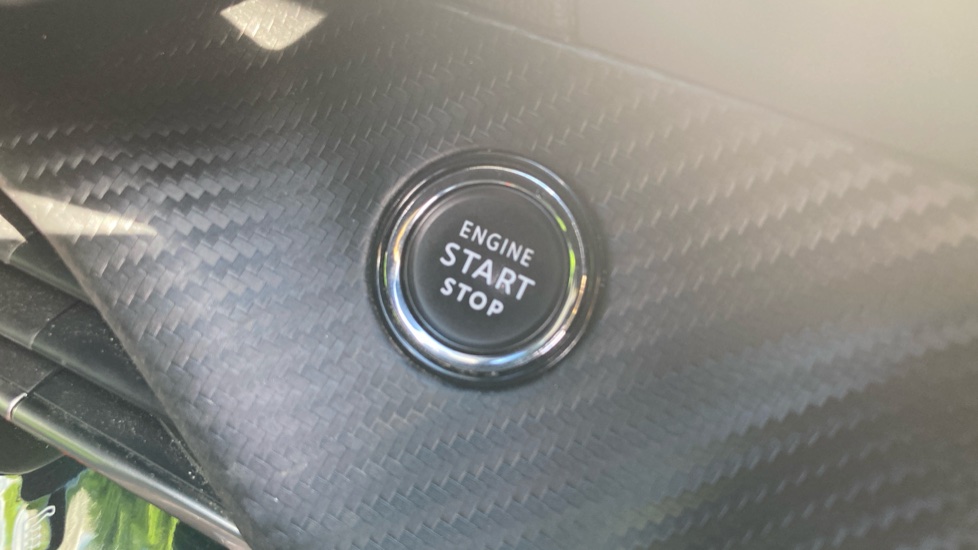 Peugeot 2008 100kW GT 50kWh 5dr Auto Electric Estate - Image 33