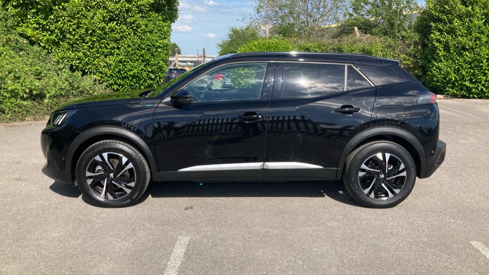 Peugeot 2008 100kW GT 50kWh 5dr Auto Electric Estate - Image 47